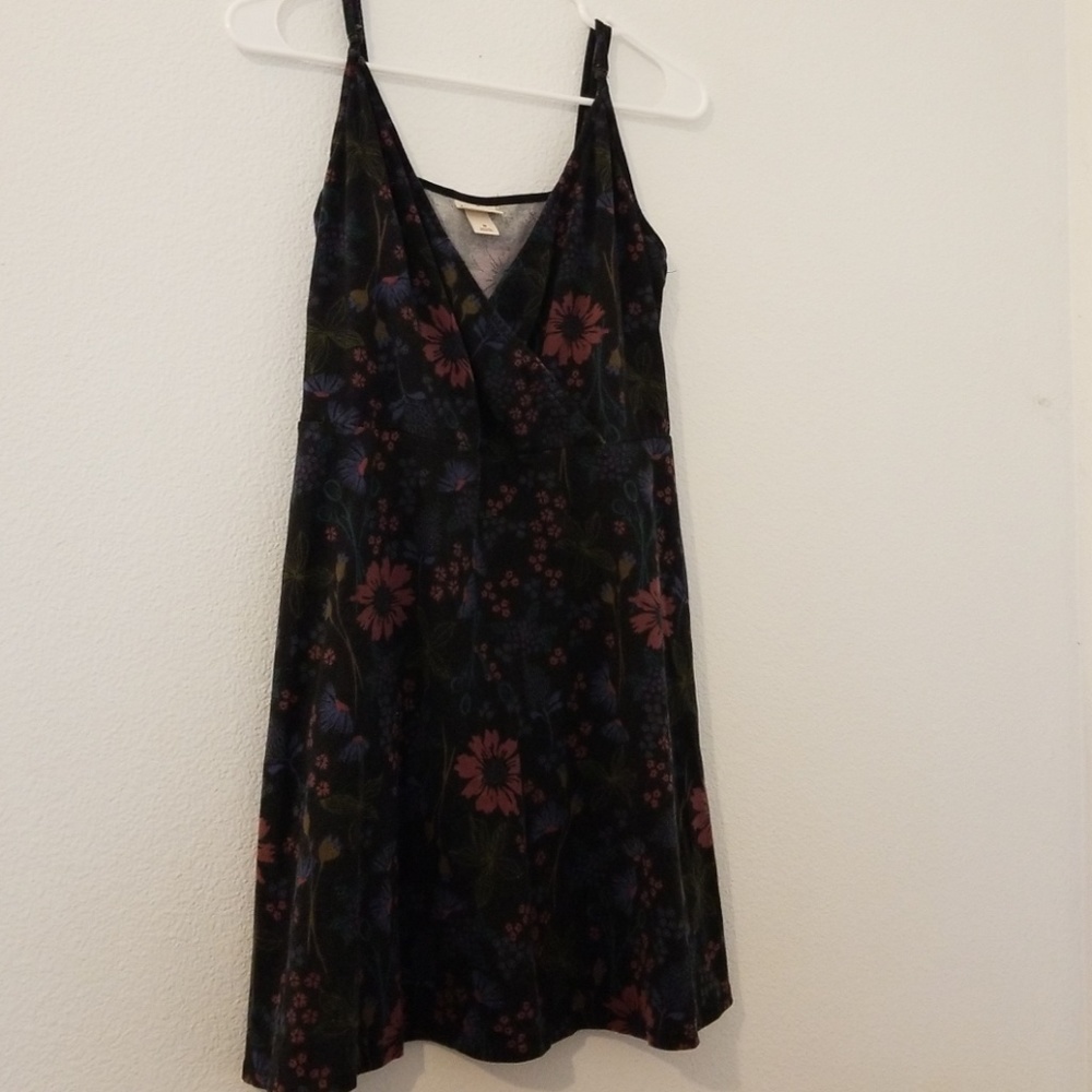 💲Mossimo midi dress.